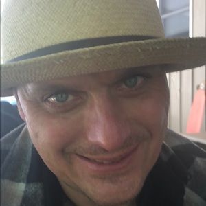 Meet your Posher, Nick